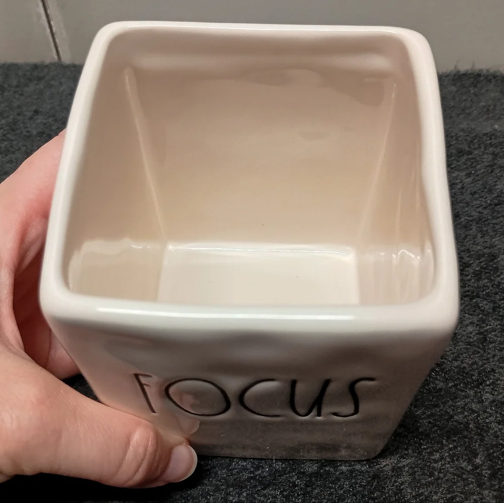 Rae Dunn Artisan Collection by Magenta Ceramic 